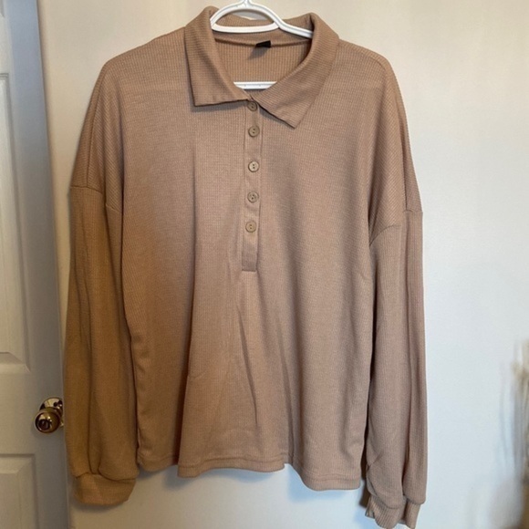 SHEIN 6 button Long sleeve - Picture 1 of 9